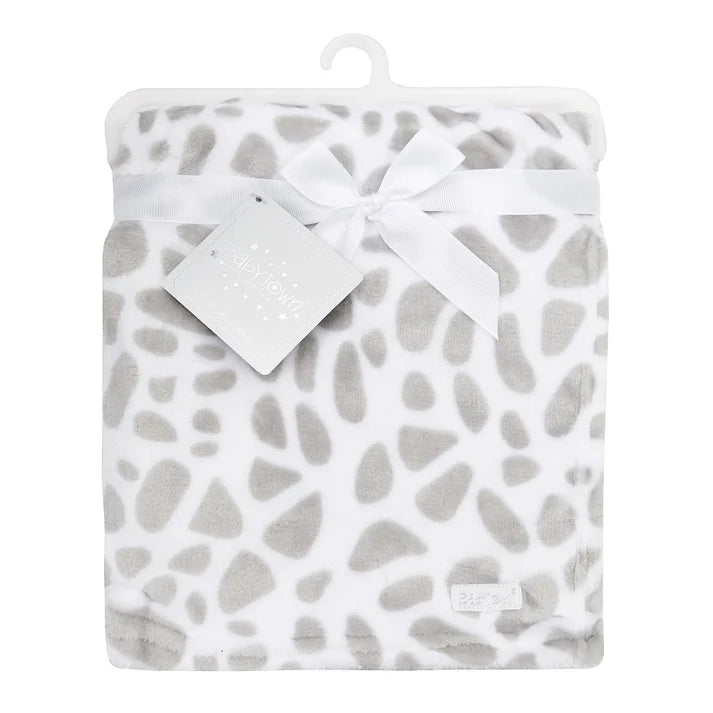 Baby Giraffe Print Blanket