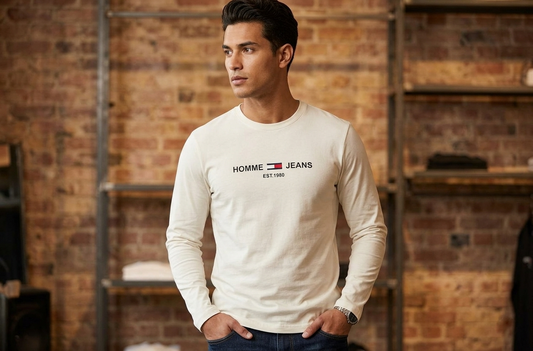 Script Graphic Long-Sleeve