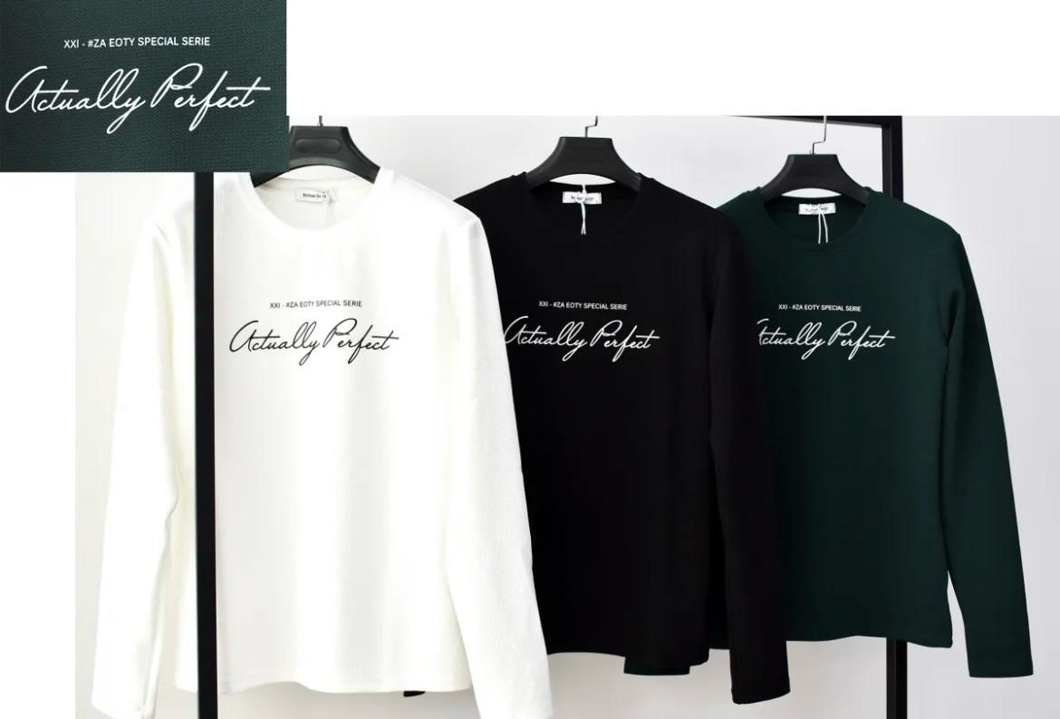Script Graphic Sweatshirt