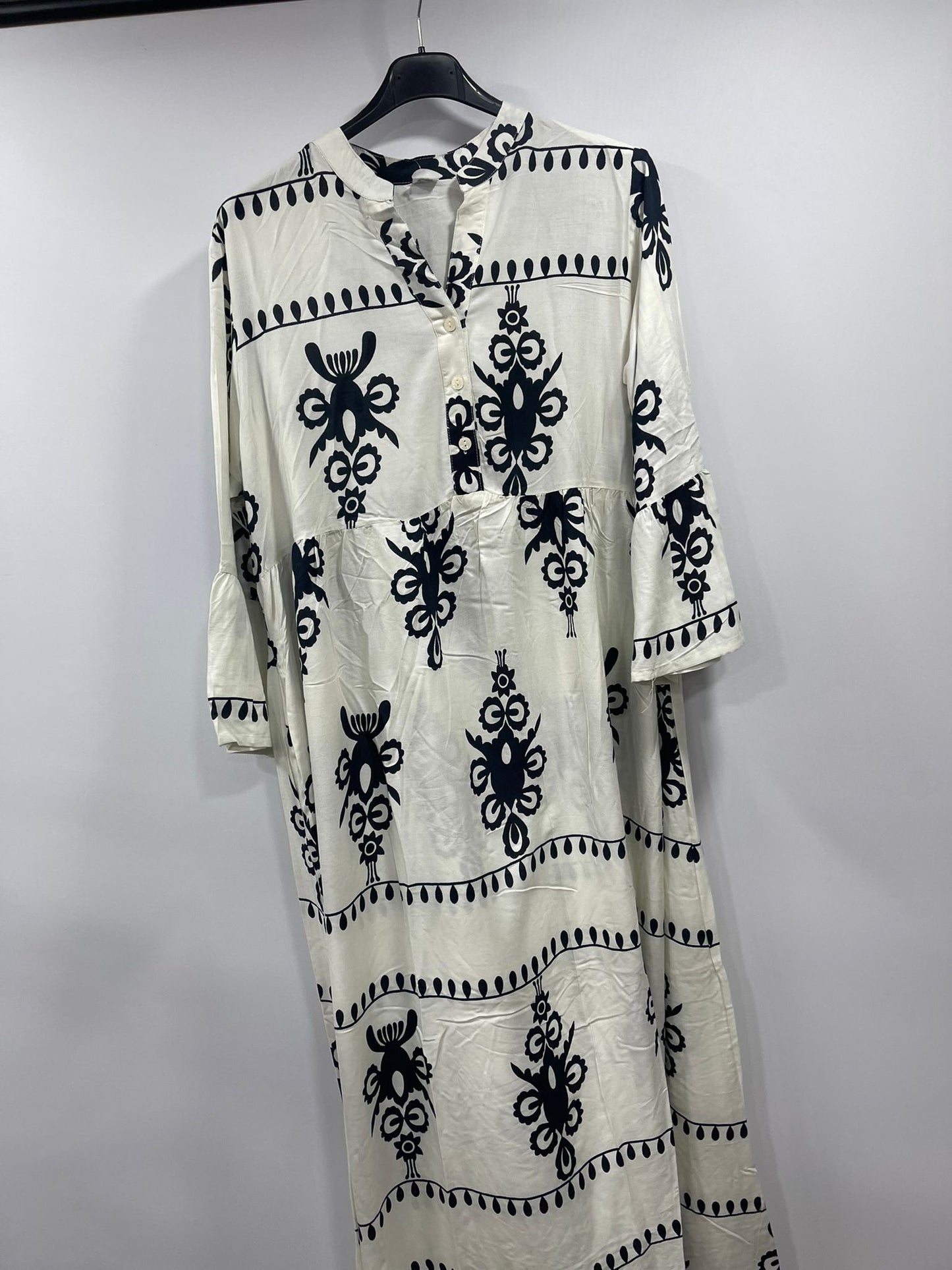 Elegant Traditional Motif Print Long Kurti