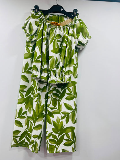 Tropical Leaf Print Crop Top and Wide-Leg Pants Set