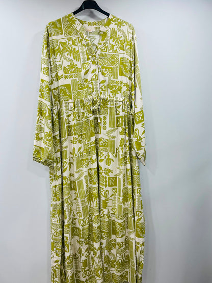 Geometric Patterned Mandarin Collar Resort Gown