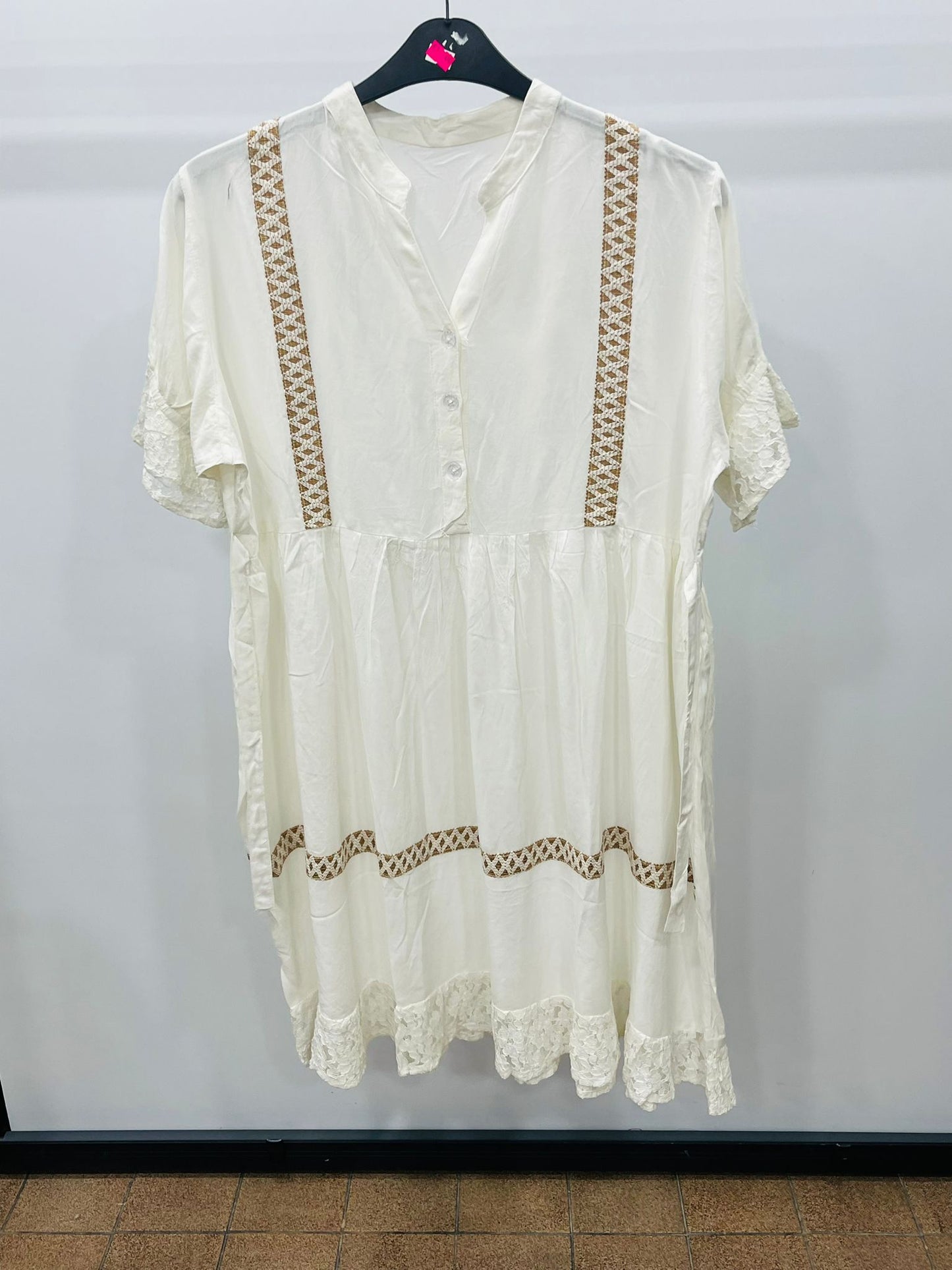 Casual Button-Up Mandarin Collar Dress with Lace Hem