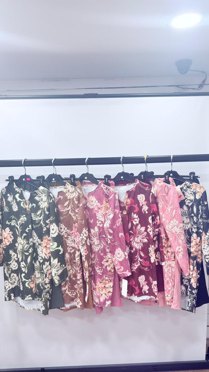 Casual Floral Patterned Blouse and Trousers Combo