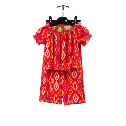 Colorful Off-the-Shoulder Matching Two-Piece Outfit