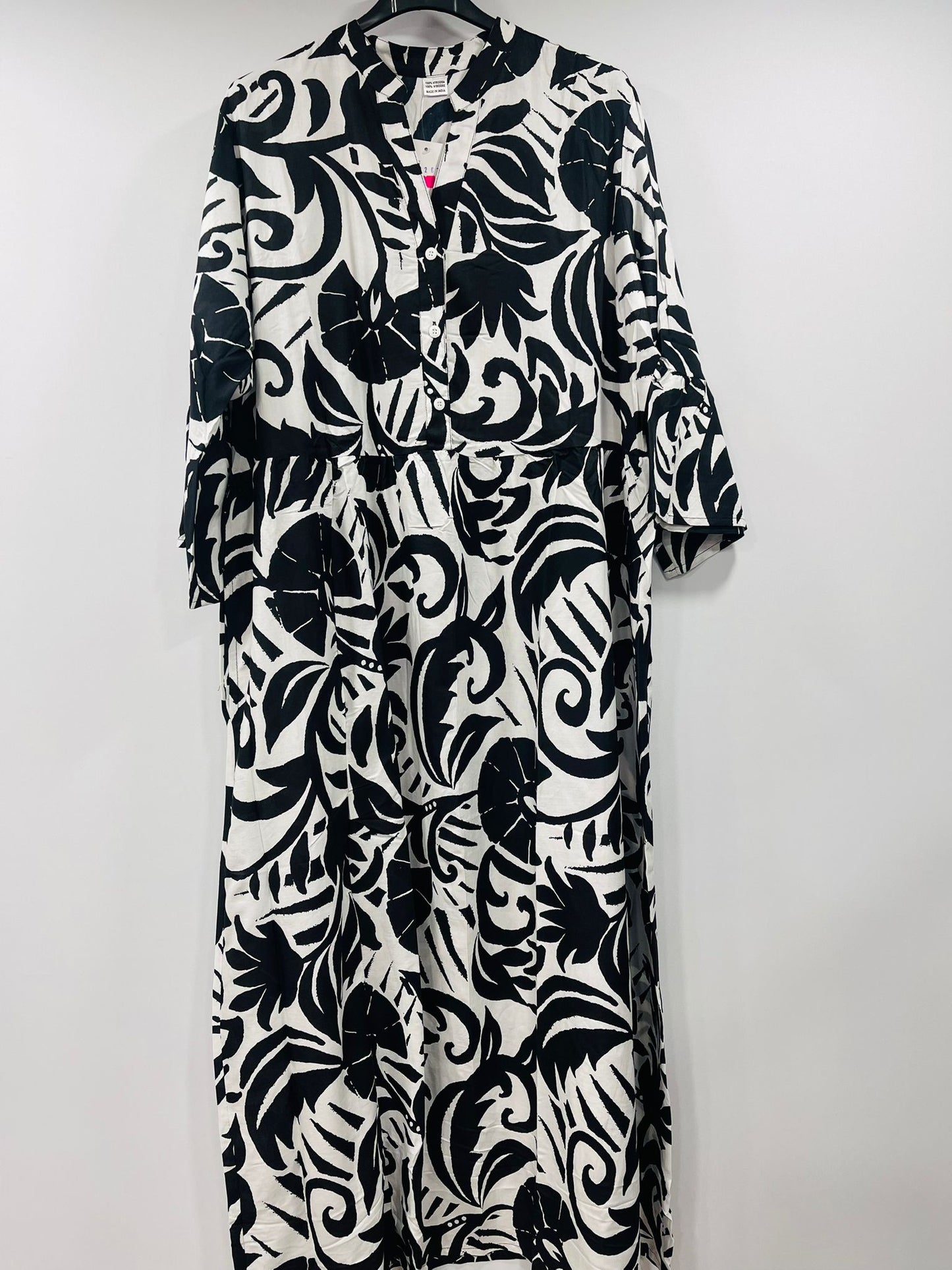 Casual Graphic Printed Maxi Dresses with Button Details - MANSURI FASHIONS