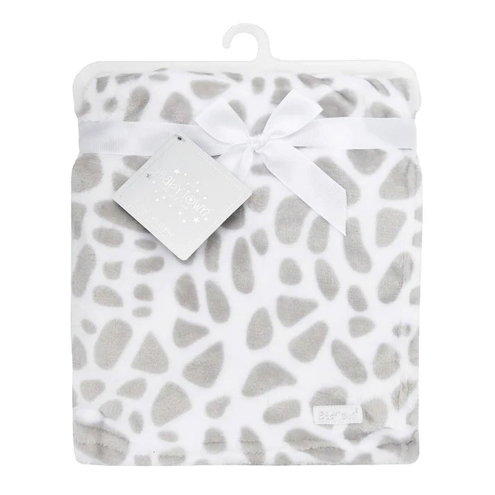 Personalised Baby Giraffe Print Blanket | Soft Fleece Baby Blanket - MANSURI FASHIONS